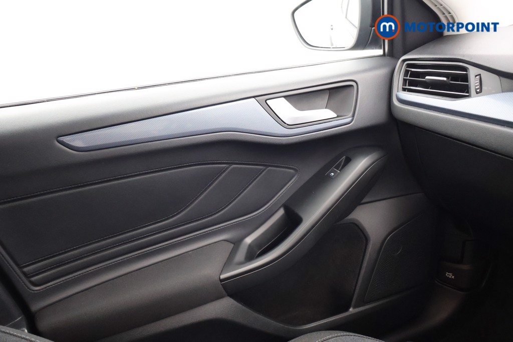 Ford Focus Active Manual Petrol Hatchback - Stock Number (1597303) - 11th supplementary image