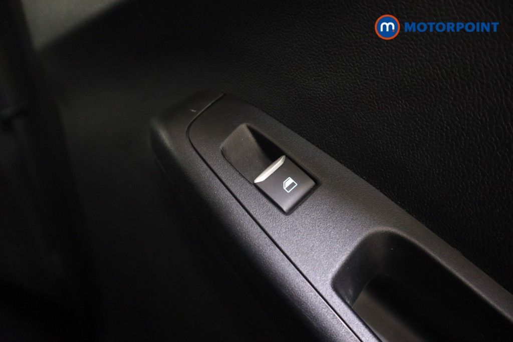 Ford Puma St-Line Manual Petrol SUV - Stock Number (1597357) - 16th supplementary image