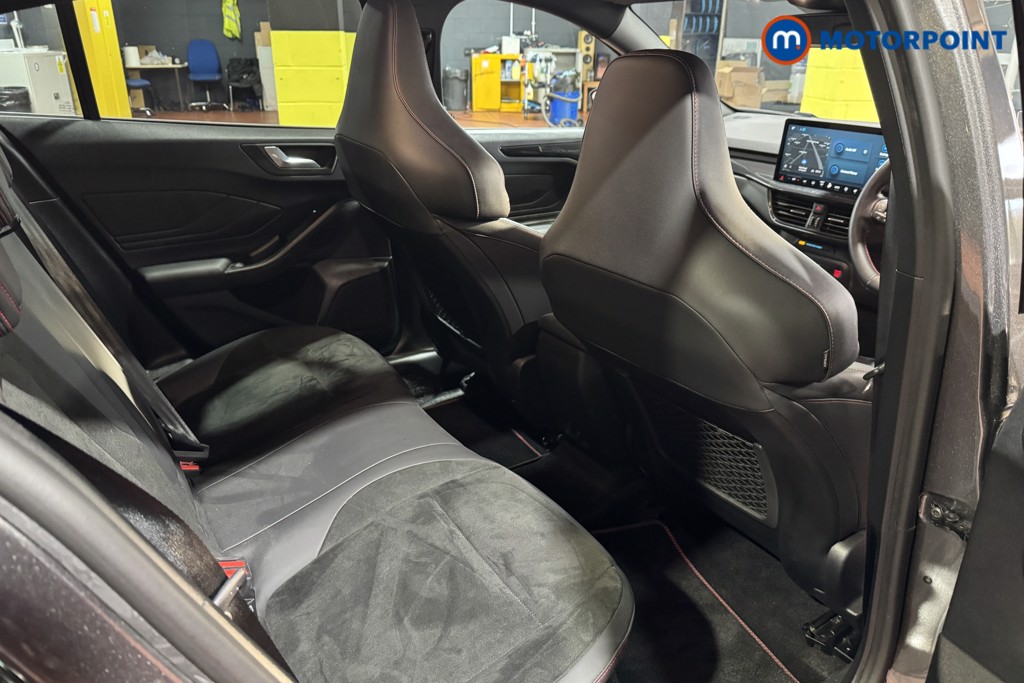 Ford Focus ST Automatic Petrol Hatchback - Stock Number (1597548) - 19th supplementary image