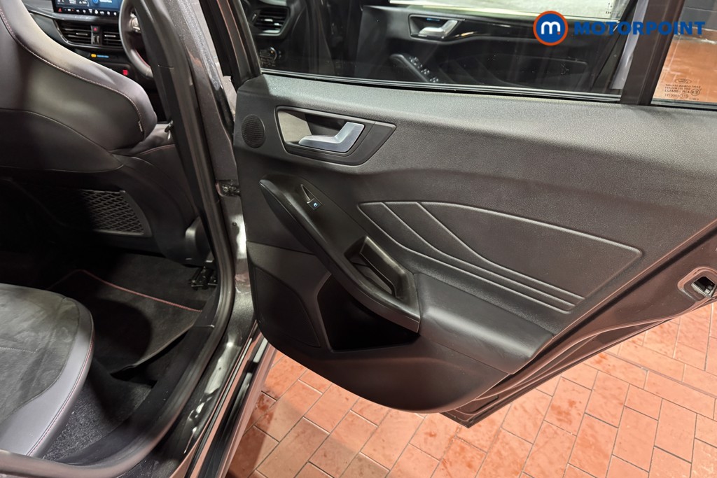 Ford Focus ST Automatic Petrol Hatchback - Stock Number (1597548) - 21st supplementary image