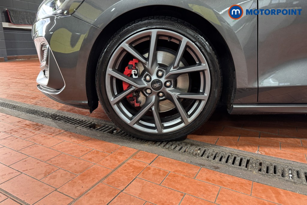 Ford Focus ST Automatic Petrol Hatchback - Stock Number (1597548) - 1st supplementary image