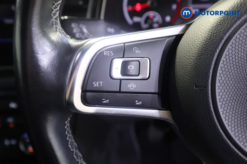 Volkswagen T-Roc Black Edition Manual Petrol SUV - Stock Number (1597664) - 5th supplementary image