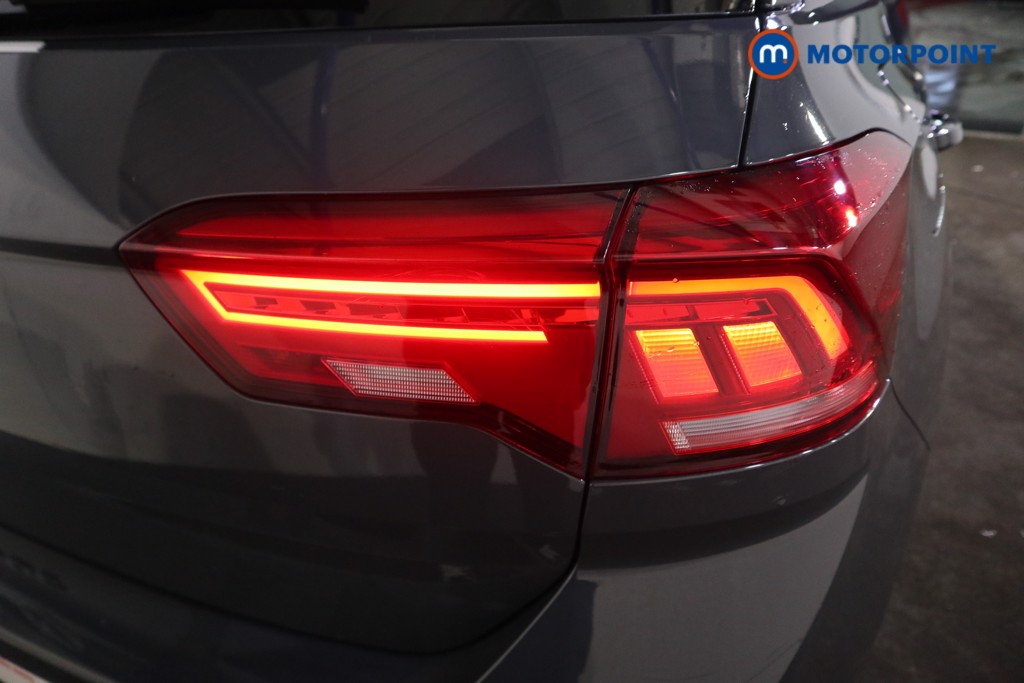 Volkswagen T-Roc Black Edition Manual Petrol SUV - Stock Number (1597664) - 19th supplementary image