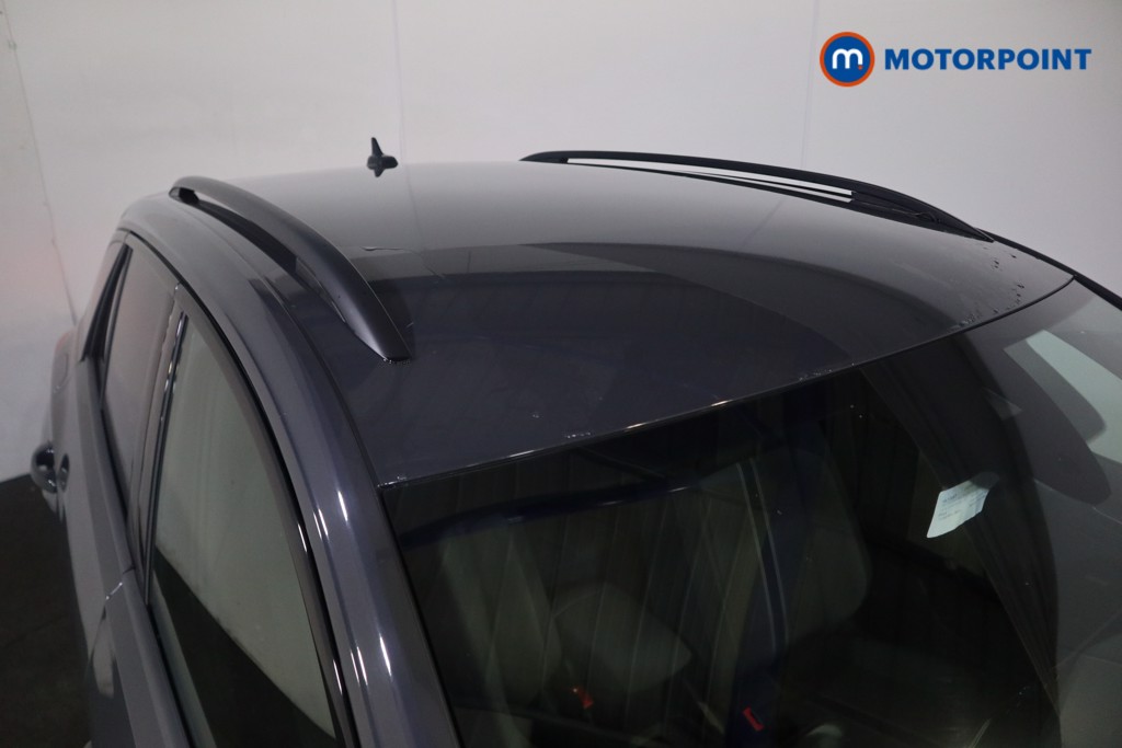 Volkswagen T-Roc Black Edition Manual Petrol SUV - Stock Number (1597664) - 21st supplementary image