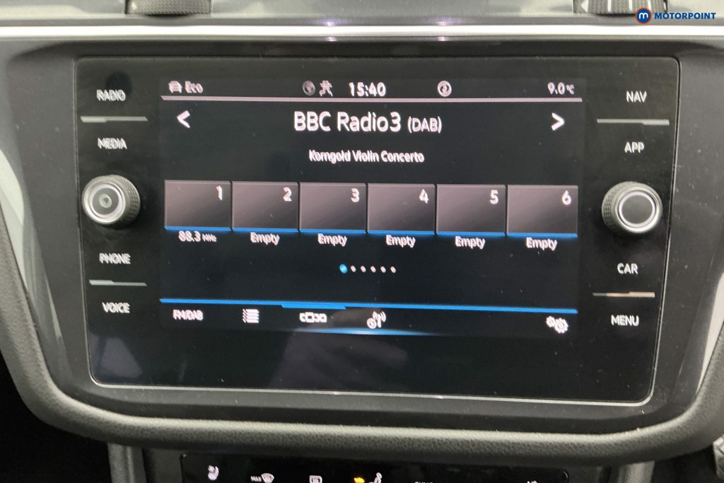 Volkswagen Tiguan Allspace Elegance Automatic Petrol SUV - Stock Number (1598236) - 2nd supplementary image