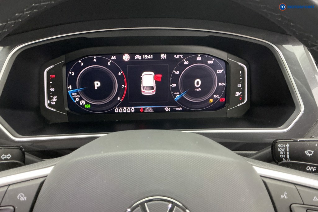 Volkswagen Tiguan Allspace Elegance Automatic Petrol SUV - Stock Number (1598236) - 9th supplementary image