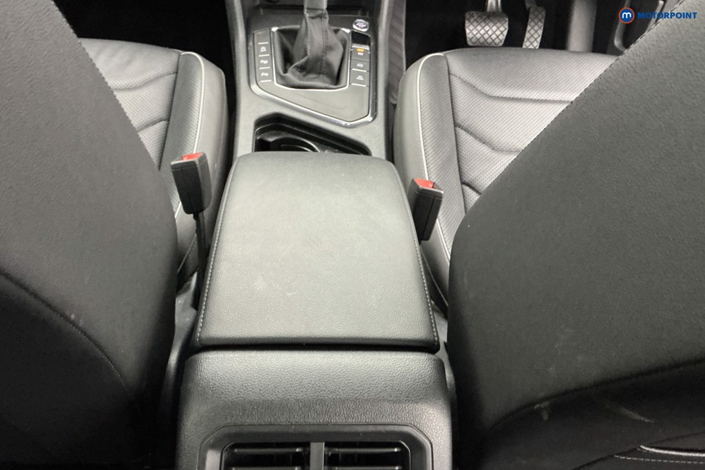 Volkswagen Tiguan Allspace Elegance Automatic Petrol SUV - Stock Number (1598236) - 11th supplementary image