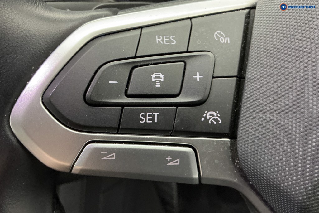 Volkswagen Tiguan Allspace Elegance Automatic Petrol SUV - Stock Number (1598236) - 19th supplementary image