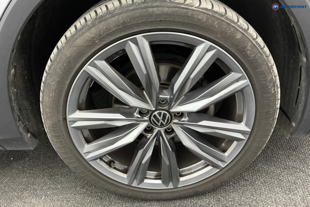 Volkswagen Tiguan Allspace Elegance Automatic Petrol SUV - Stock Number (1598236) - 34th supplementary image