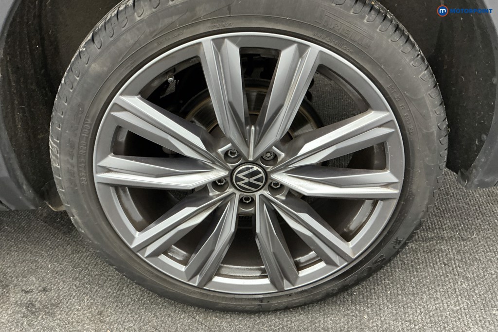 Volkswagen Tiguan Allspace Elegance Automatic Petrol SUV - Stock Number (1598236) - 36th supplementary image