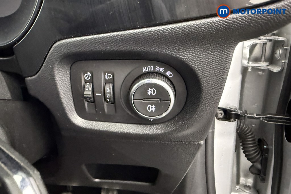 Vauxhall Corsa GS Manual Petrol Hatchback - Stock Number (1598332) - 14th supplementary image