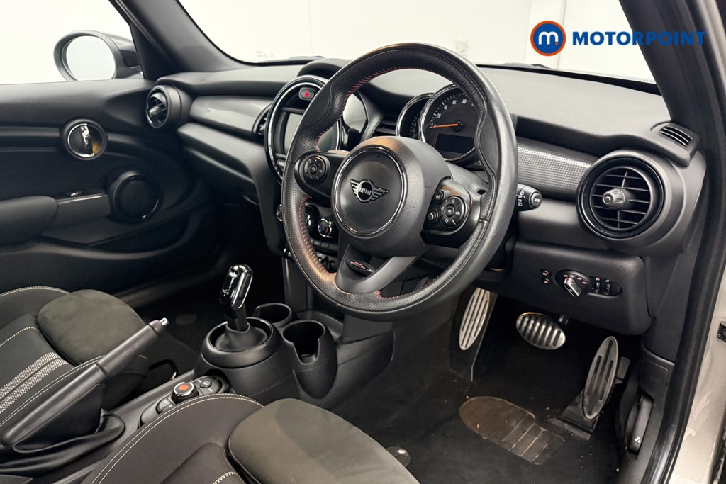 Mini Hatchback Cooper Sport Automatic Petrol Hatchback - Stock Number (1598392) - 6th supplementary image