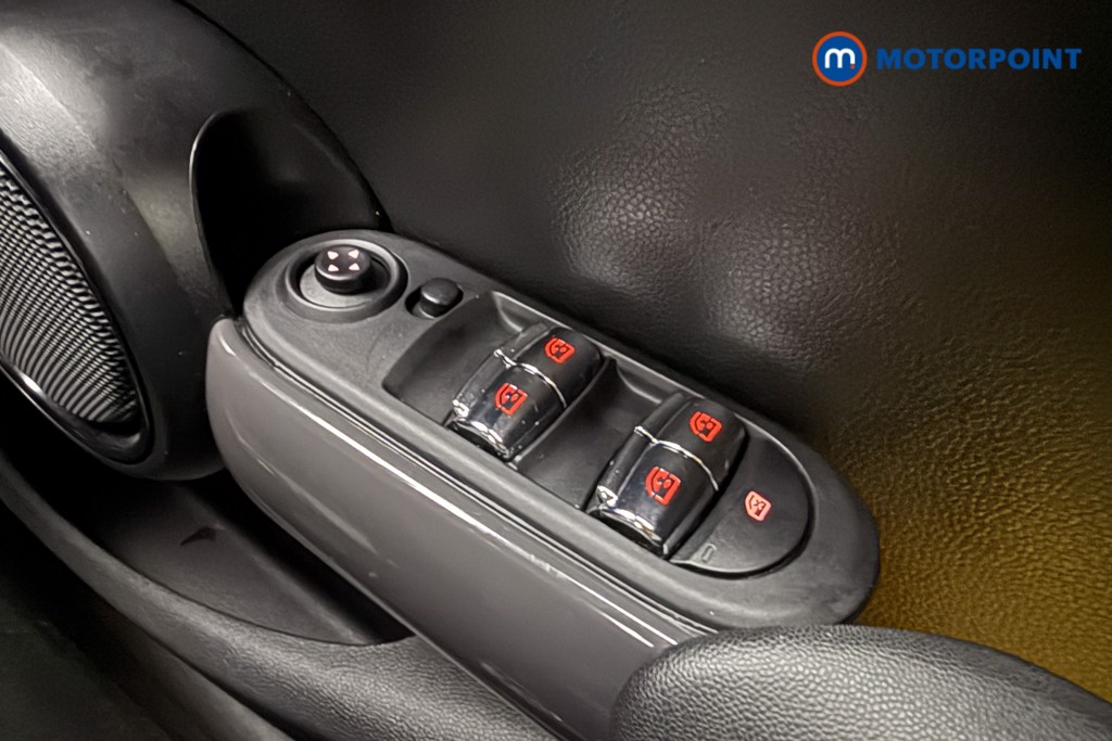 Mini Hatchback Cooper Sport Automatic Petrol Hatchback - Stock Number (1598392) - 16th supplementary image