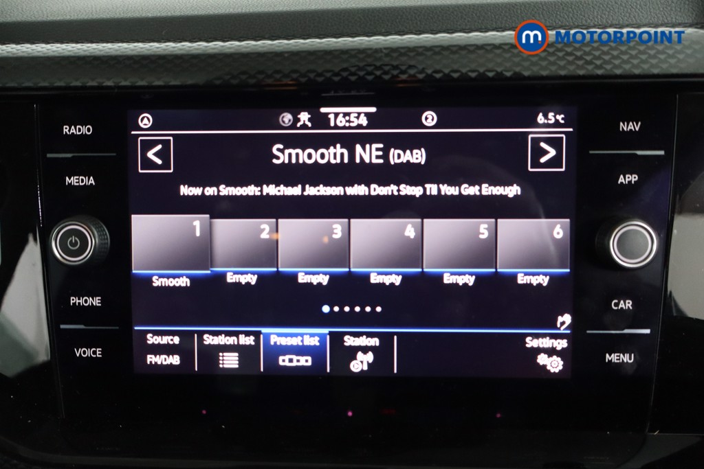 Volkswagen Polo Life Manual Petrol Hatchback - Stock Number (1598494) - 5th supplementary image