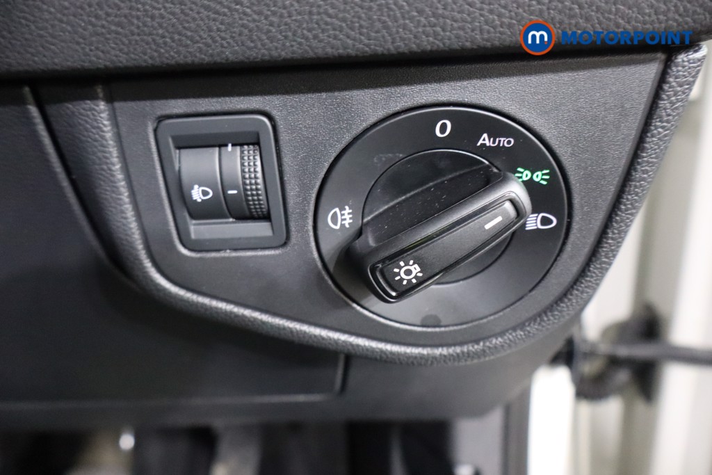Volkswagen Polo Life Manual Petrol Hatchback - Stock Number (1598494) - 16th supplementary image
