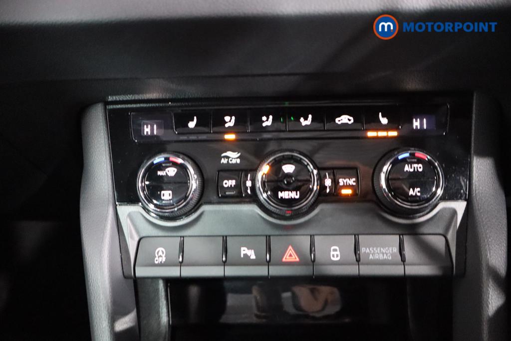 Skoda Karoq Sportline Edition Manual Petrol SUV - Stock Number (1598630) - 2nd supplementary image