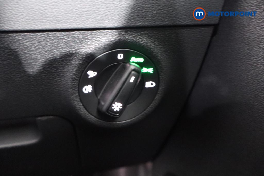 Skoda Karoq Sportline Edition Manual Petrol SUV - Stock Number (1598630) - 10th supplementary image