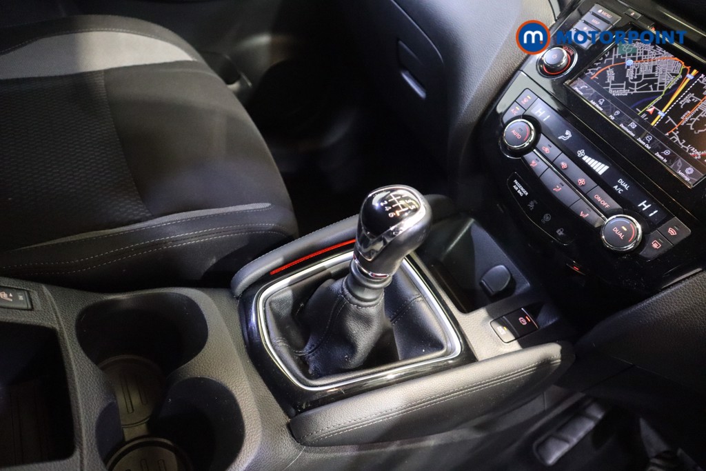 Nissan Qashqai Acenta Premium Manual Diesel SUV - Stock Number (1598895) - 7th supplementary image