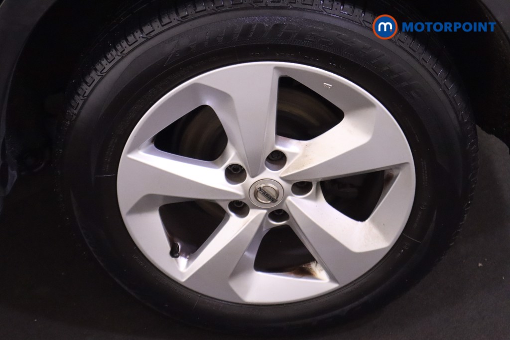 Nissan Qashqai Acenta Premium Manual Diesel SUV - Stock Number (1598895) - 23rd supplementary image