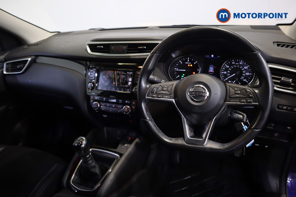 Nissan Qashqai Acenta Premium Manual Diesel SUV - Stock Number (1598895) - 1st supplementary image