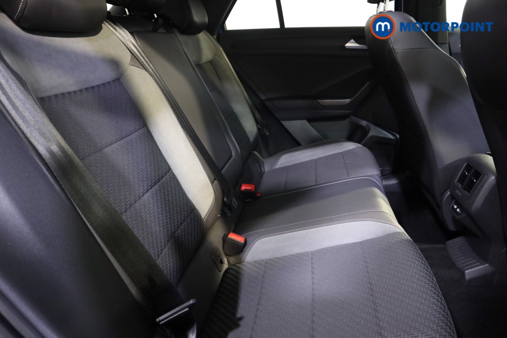 Volkswagen T-Roc R-Line Automatic Petrol SUV - Stock Number (1598923) - 16th supplementary image