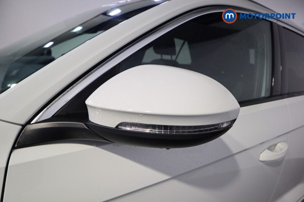 Volkswagen T-Roc R-Line Automatic Diesel SUV - Stock Number (1598933) - 32nd supplementary image