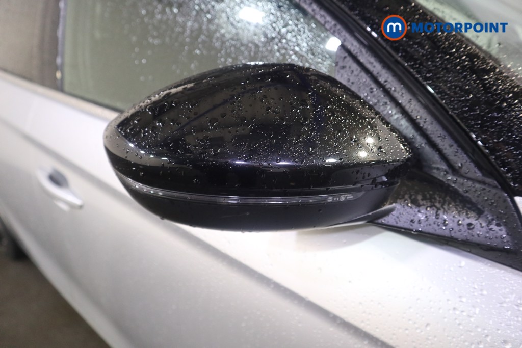 Vauxhall Corsa Elite Edition Manual Petrol Hatchback - Stock Number (1599122) - 19th supplementary image