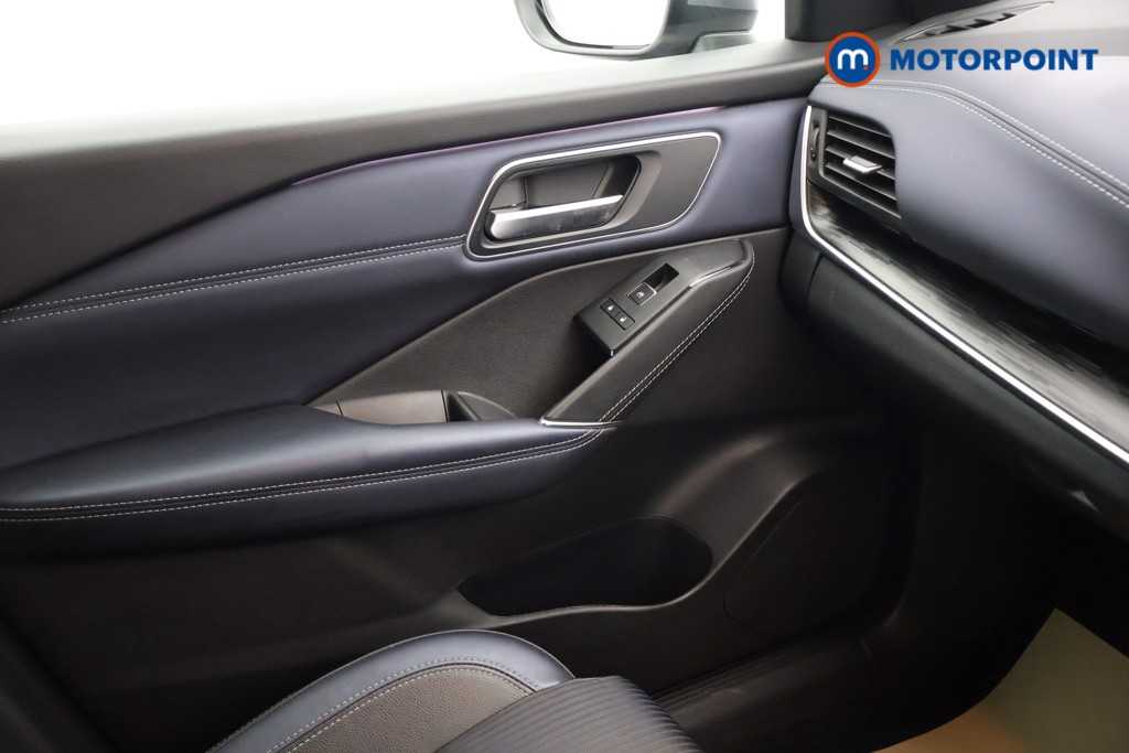 Nissan Qashqai Tekna Automatic Petrol-Electric Hybrid SUV - Stock Number (1599223) - 14th supplementary image