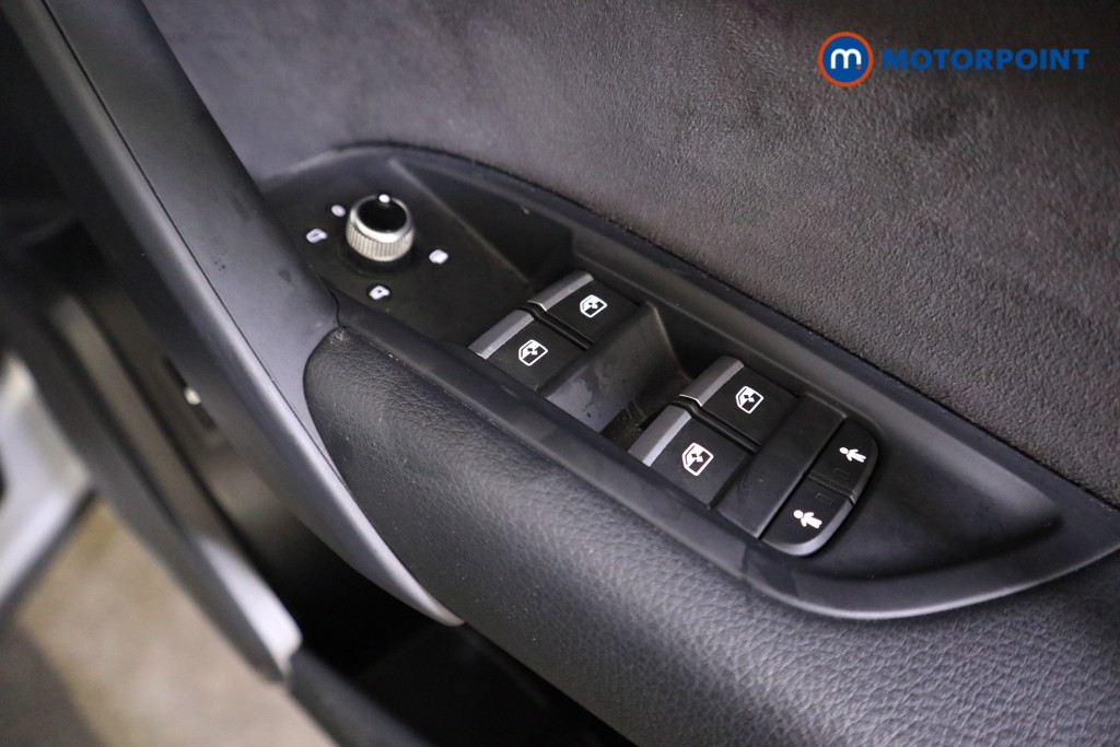 Audi Q5 S Line Automatic Diesel SUV - Stock Number (1599230) - 13th supplementary image