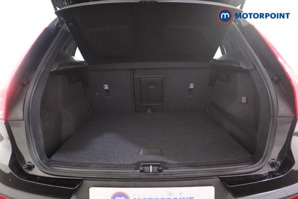 Volvo Xc40 Momentum Pro Manual Petrol SUV - Stock Number (1599241) - 17th supplementary image