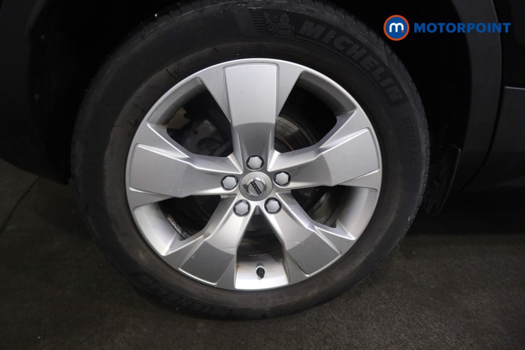 Volvo Xc40 Momentum Pro Manual Petrol SUV - Stock Number (1599241) - 18th supplementary image