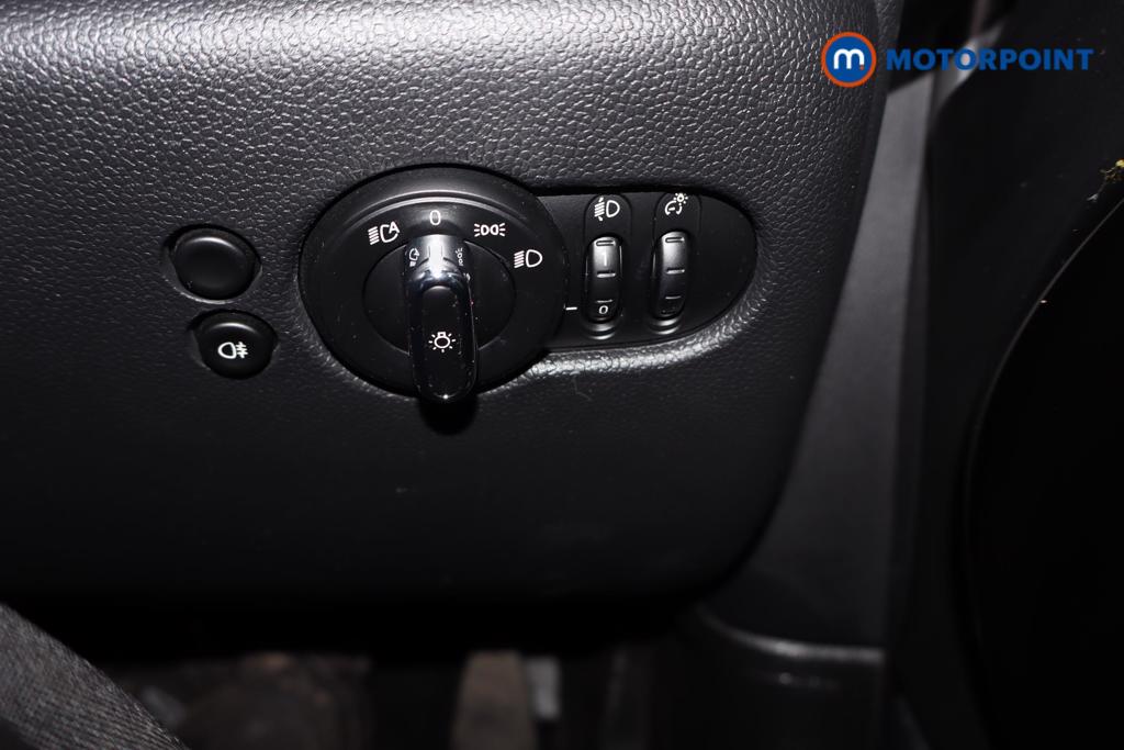 Mini Hatchback Cooper Classic Automatic Petrol Hatchback - Stock Number (1599251) - 11th supplementary image