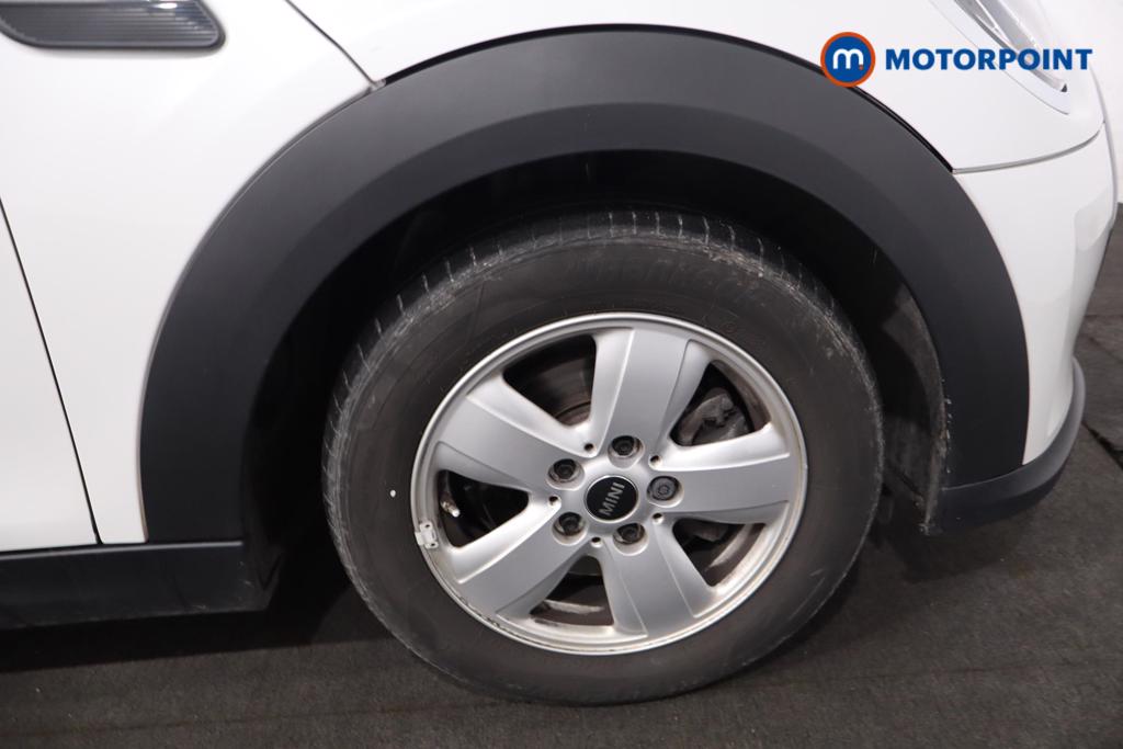 Mini Hatchback Cooper Classic Automatic Petrol Hatchback - Stock Number (1599251) - 20th supplementary image