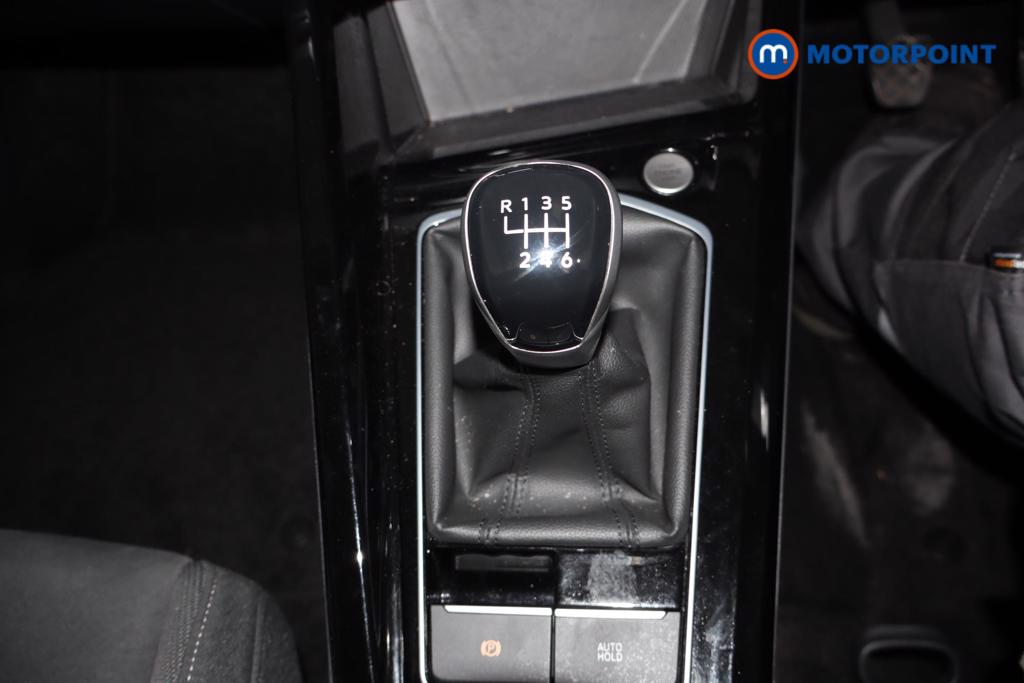 Volkswagen Golf Style Edition Manual Petrol Hatchback - Stock Number (1599290) - 2nd supplementary image