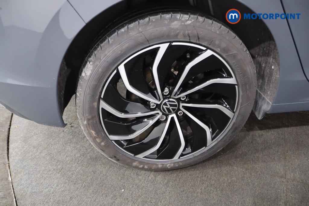 Volkswagen Golf Style Edition Manual Petrol Hatchback - Stock Number (1599290) - 21st supplementary image