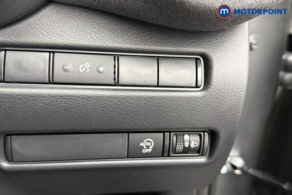 Nissan Juke Acenta Premium Automatic Petrol SUV - Stock Number (1599447) - 12th supplementary image