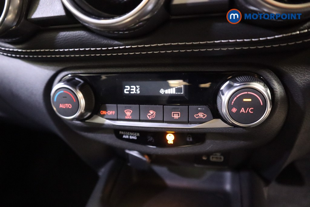 Nissan Juke N-Connecta Automatic Petrol SUV - Stock Number (1599453) - 6th supplementary image