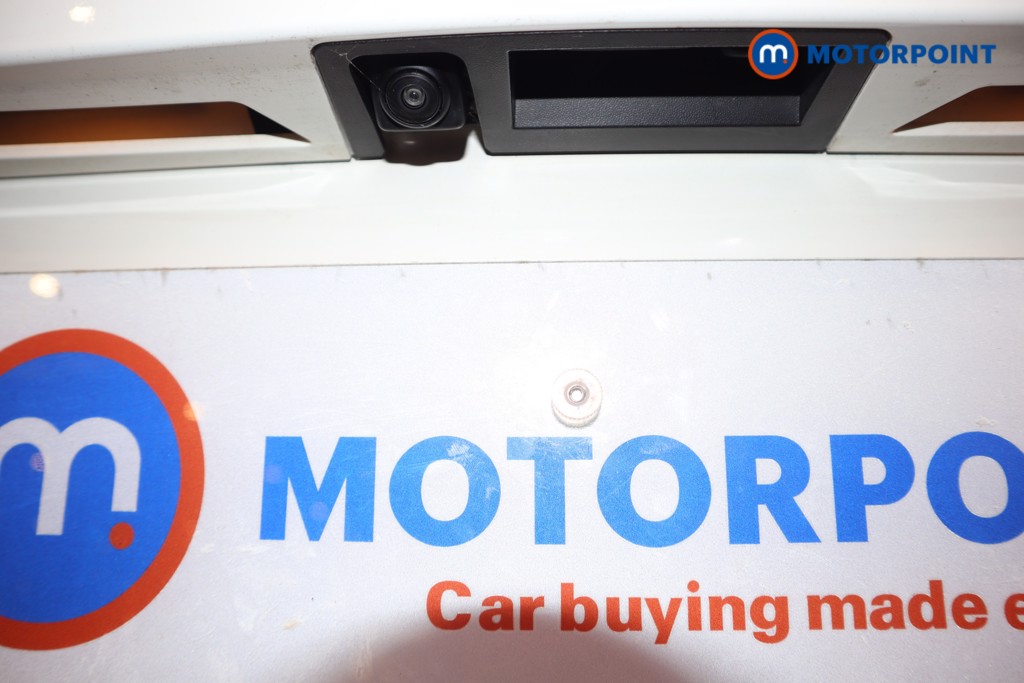 Nissan Juke N-Connecta Automatic Petrol SUV - Stock Number (1599453) - 31st supplementary image