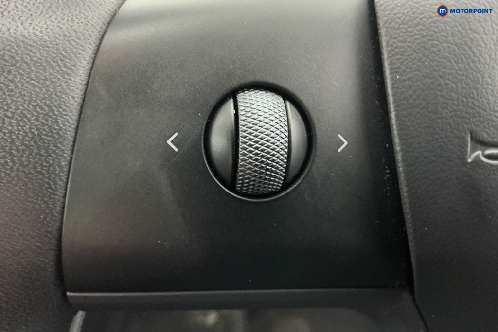 Tesla Model Y Long Range Automatic Electric SUV - Stock Number (1599651) - 17th supplementary image