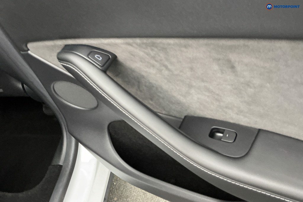 Tesla Model Y Long Range Automatic Electric SUV - Stock Number (1599651) - 25th supplementary image