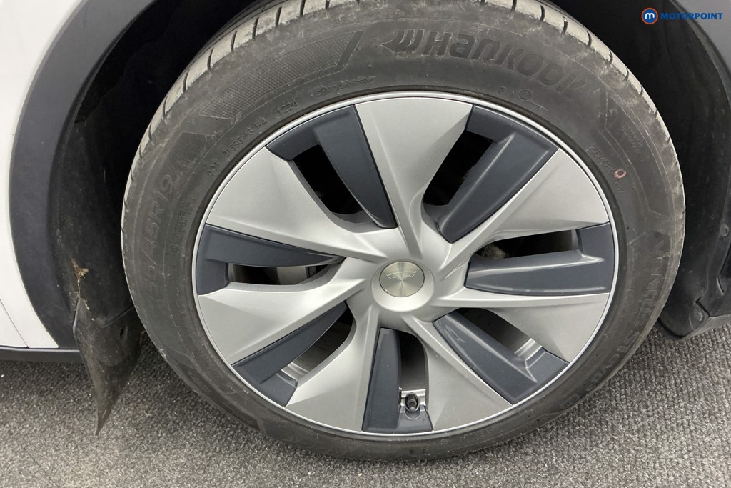 Tesla Model Y Long Range Automatic Electric SUV - Stock Number (1599651) - 34th supplementary image