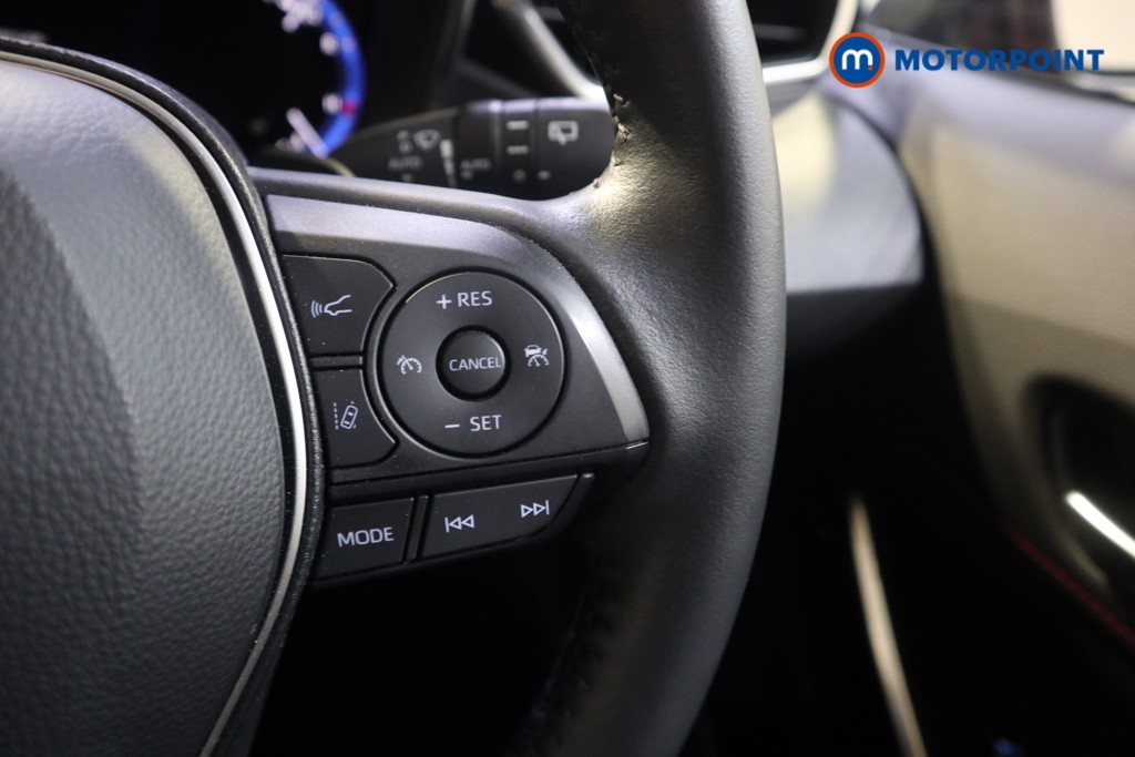 Toyota Corolla Excel Automatic Petrol-Electric Hybrid Estate - Stock Number (1600017) - 4th supplementary image