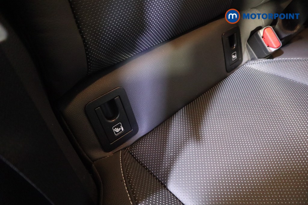 Toyota Corolla Excel Automatic Petrol-Electric Hybrid Estate - Stock Number (1600017) - 14th supplementary image