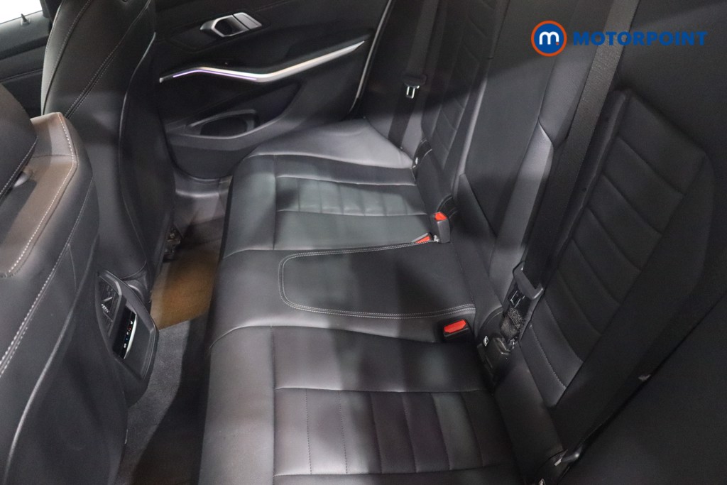 BMW 3 Series M Sport Automatic Petrol Plug-In Hybrid Saloon - Stock Number (1600054) - 5th supplementary image