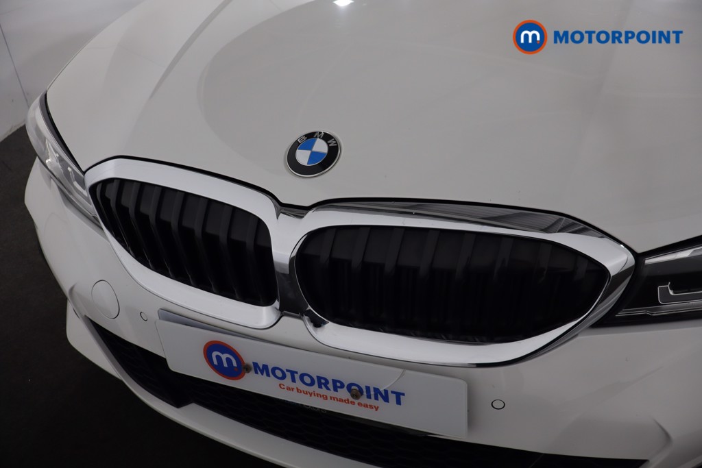 BMW 3 Series M Sport Automatic Petrol Plug-In Hybrid Saloon - Stock Number (1600054) - 29th supplementary image