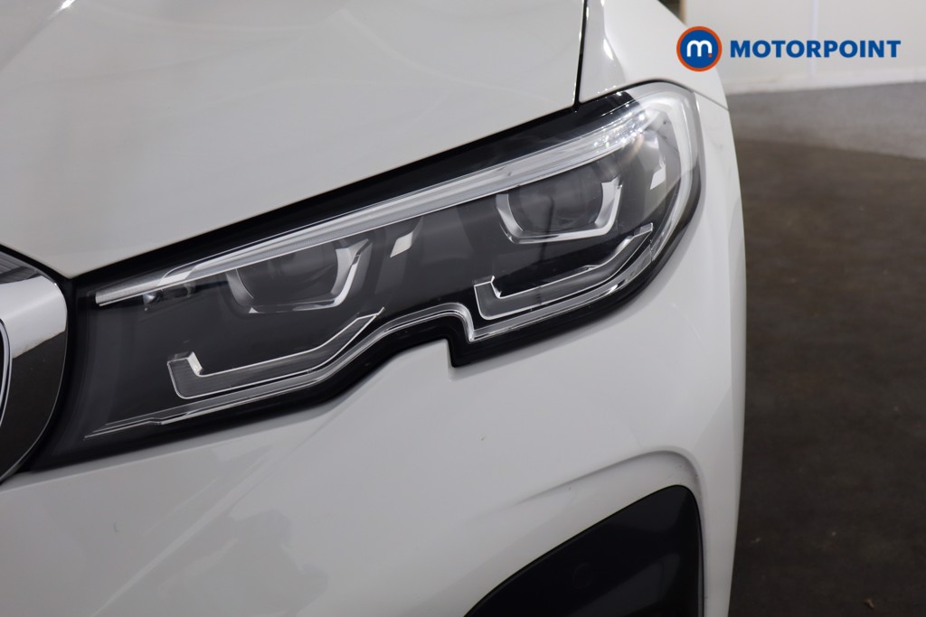 BMW 3 Series M Sport Automatic Petrol Plug-In Hybrid Saloon - Stock Number (1600054) - 31st supplementary image