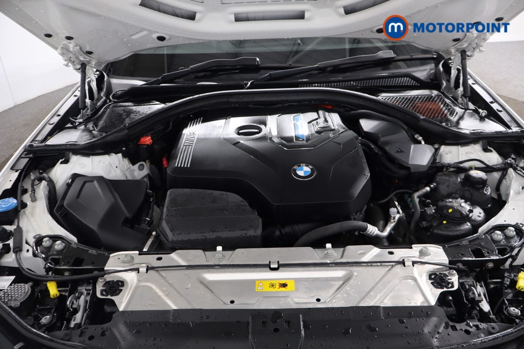 BMW 3 Series M Sport Automatic Petrol Plug-In Hybrid Saloon - Stock Number (1600054) - 33rd supplementary image