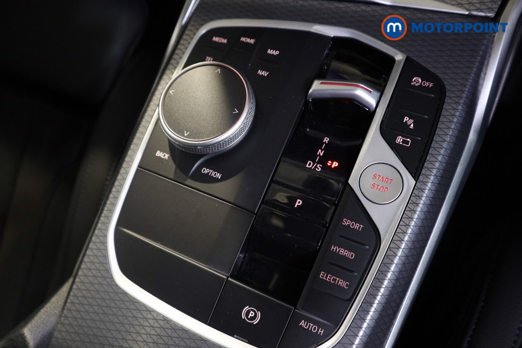 BMW 3 Series M Sport Automatic Petrol Plug-In Hybrid Estate - Stock Number (1600126) - 9th supplementary image