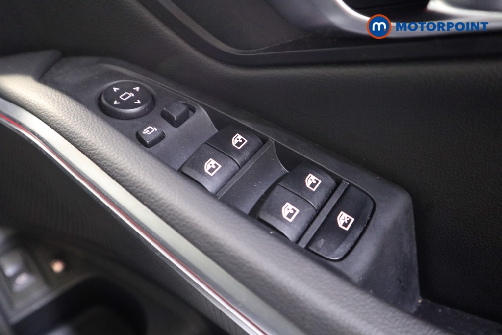 BMW 3 Series M Sport Automatic Petrol Plug-In Hybrid Estate - Stock Number (1600126) - 12th supplementary image