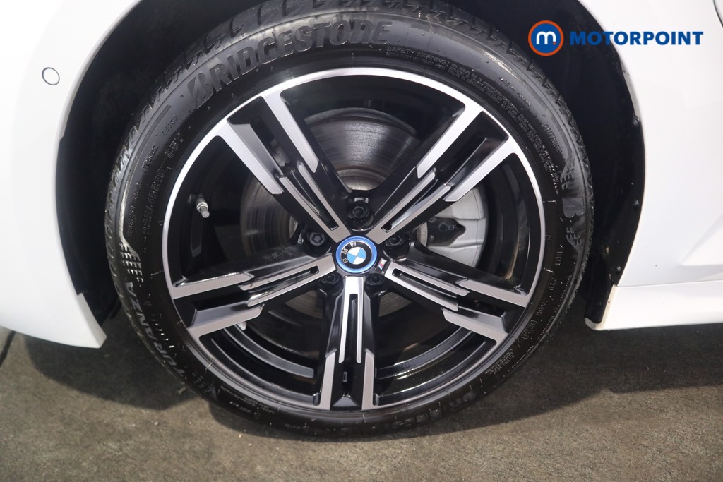 BMW 3 Series M Sport Automatic Petrol Plug-In Hybrid Estate - Stock Number (1600126) - 25th supplementary image